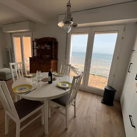 T3 En Bord De à Avec Parking Sécurisé - Fr-1-374-235 *