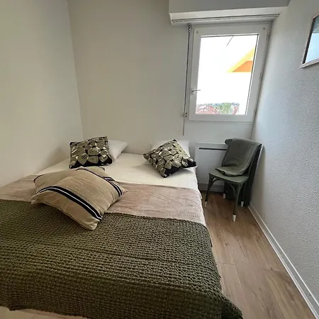 Apartment T3 En Bord De A Avec Parking Securise