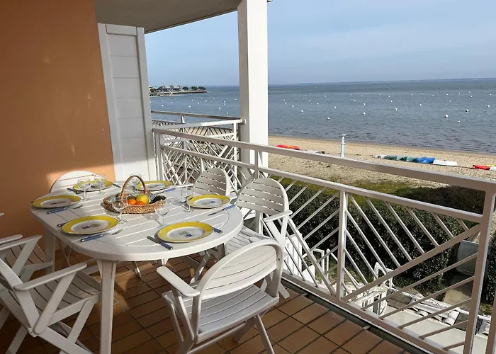 アパート T3 En Bord De A Avec Parking Securise - Fr-1-374-235