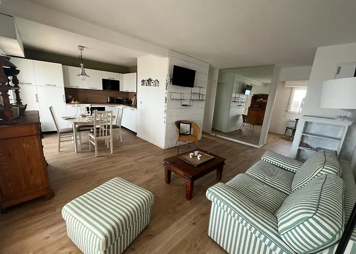 T3 En Bord De A Avec Parking Securise - Fr-1-374-235 アパート *